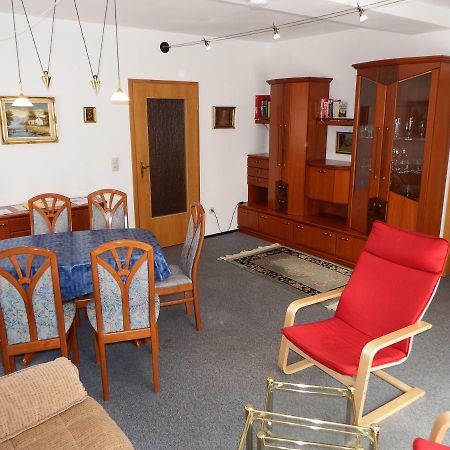 Nette Ferienwohnung Mit Eigenem Eingang Und Sonnenterrasse Idstein Exterior photo