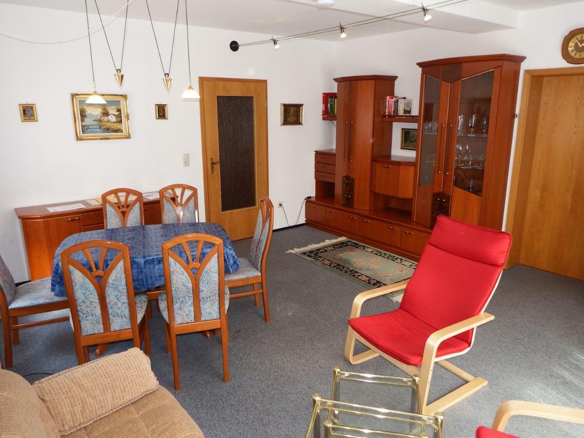Nette Ferienwohnung Mit Eigenem Eingang Und Sonnenterrasse Idstein Exterior photo